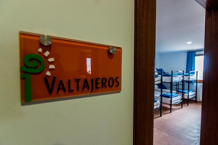 Albergue Turistico Tierras Altas Fuentes de Magana ภายนอก รูปภาพ